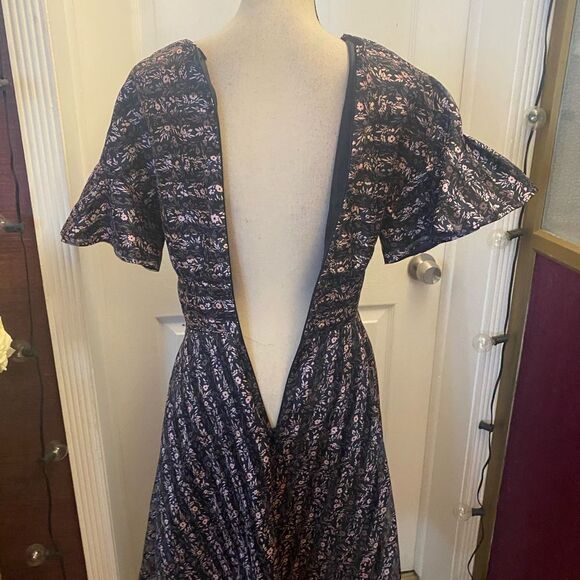 NWT Jill Stuart organza dress, size 4 - Picture 9 of 13